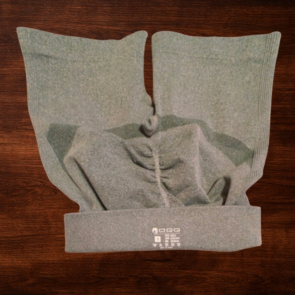 3/$15 OQQ High Waisted Lifting Yoga/Bike Shorts - Small - Picture 4 of 6